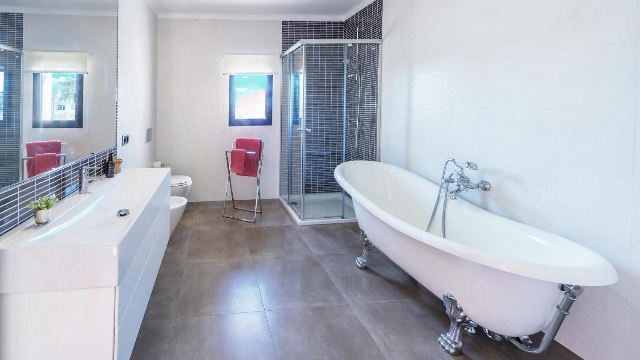 Pool House Marineta Villa Llombarts Exterior foto